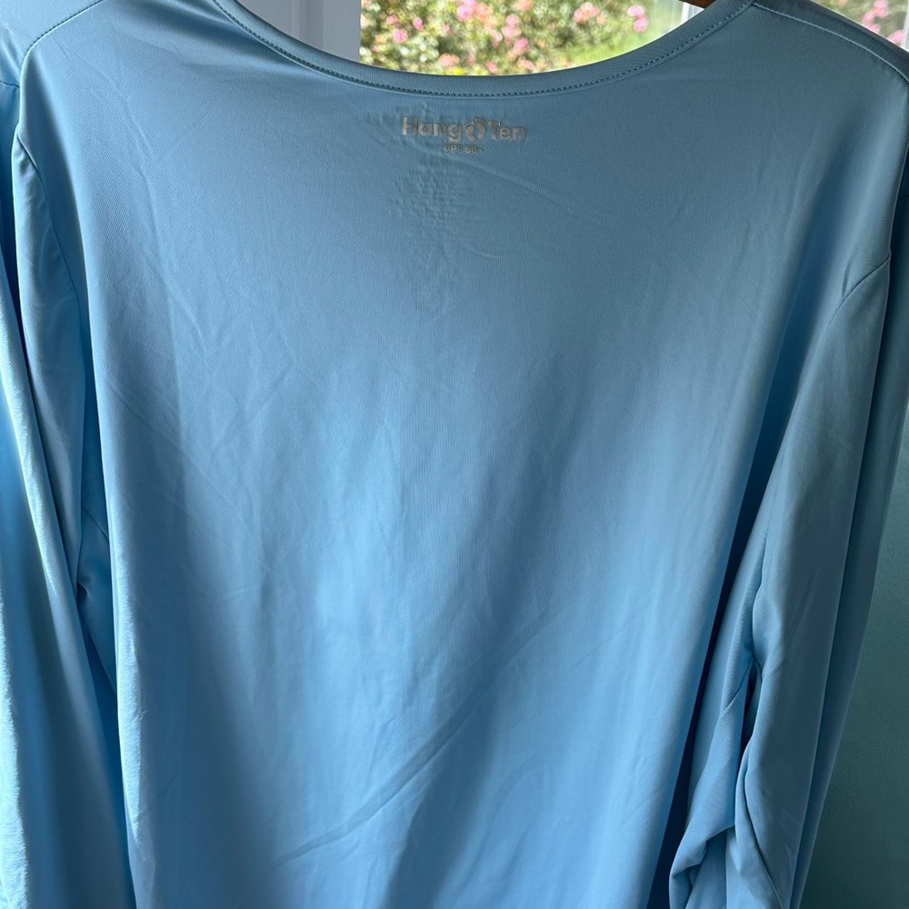 Women’s Athletic Shirt